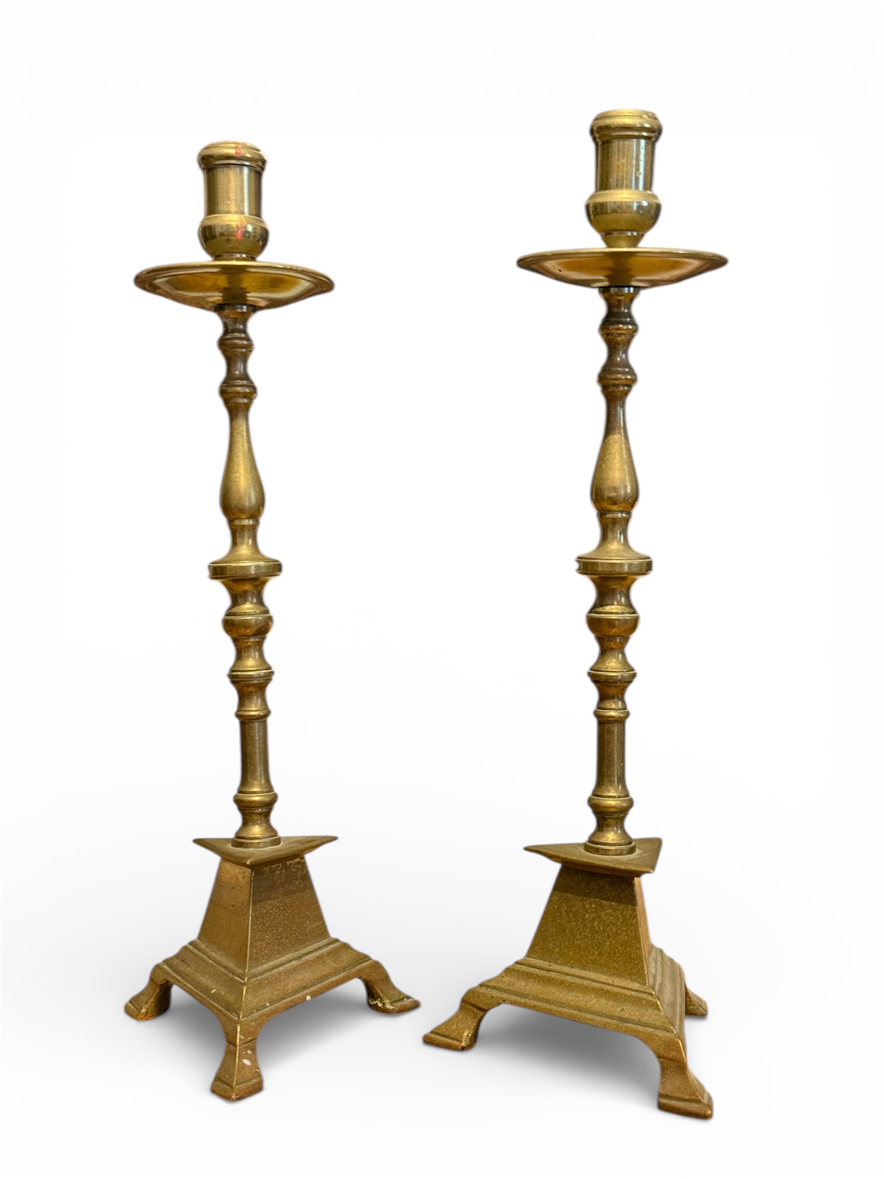 Candeleros / hacheros de latón siglo XIX